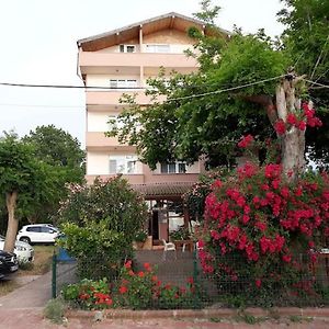 Pinar Otel